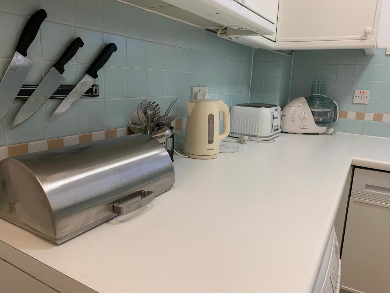 Cosy Modern 2 Bedroom Trafalgar Square Apartment 런던 외부 사진